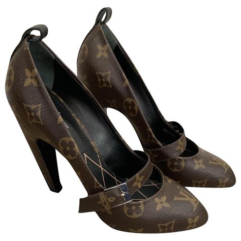 Louis Vuitton shoes heels